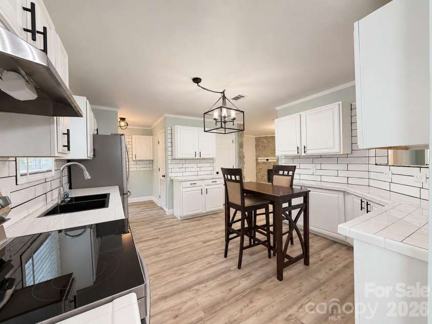 116 Springdale Drive, York, SC 29745.  MLS# CAR4435633, YatesRealty ID 24121. 
