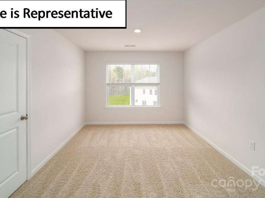 7705 Woolsey Drive, Gastonia, NC 28056.  MLS# CAR4276172, YatesRealty ID 24121. 