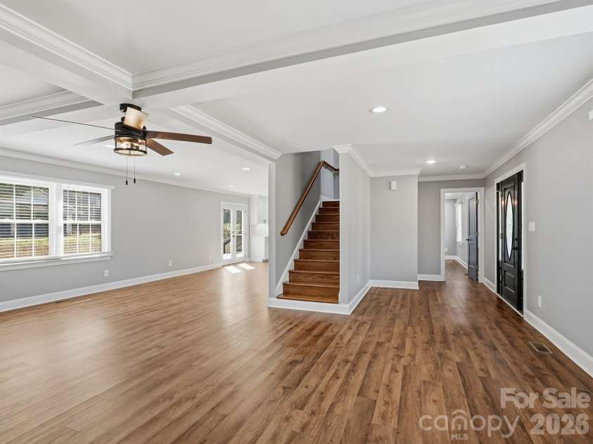 330 Skyview Drive, Catawba, SC 29704.  MLS# CAR4353532, YatesRealty ID 24122. 