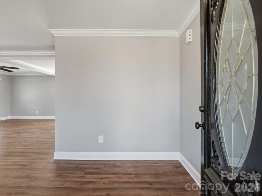 330 Skyview Drive, Catawba, SC 29704.  MLS# CAR4353532, YatesRealty ID 24122. 