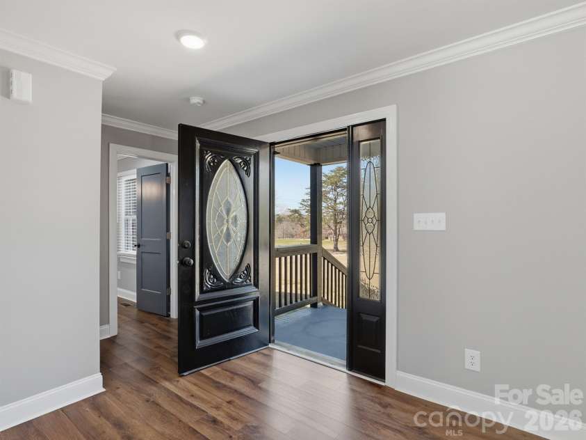 330 Skyview Drive, Catawba, SC 29704.  MLS# CAR4353532, YatesRealty ID 24122. 