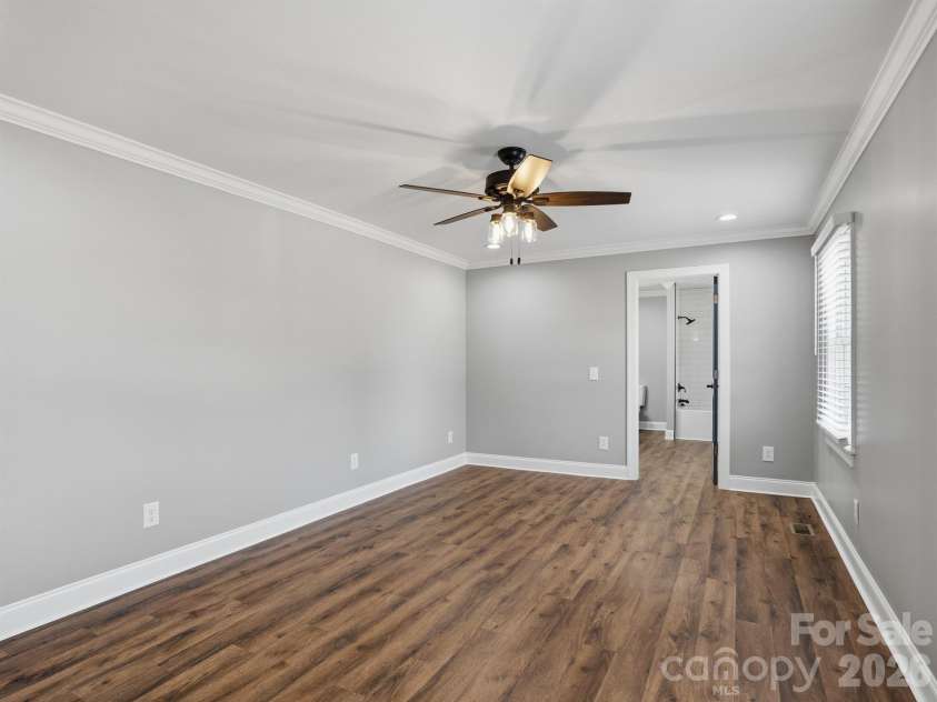 330 Skyview Drive, Catawba, SC 29704.  MLS# CAR4353532, YatesRealty ID 24122. 