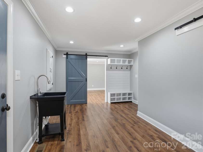 330 Skyview Drive, Catawba, SC 29704.  MLS# CAR4353532, YatesRealty ID 24122. 