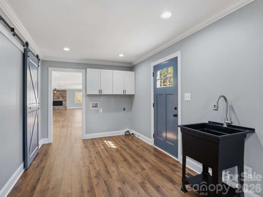 330 Skyview Drive, Catawba, SC 29704.  MLS# CAR4353532, YatesRealty ID 24122. 