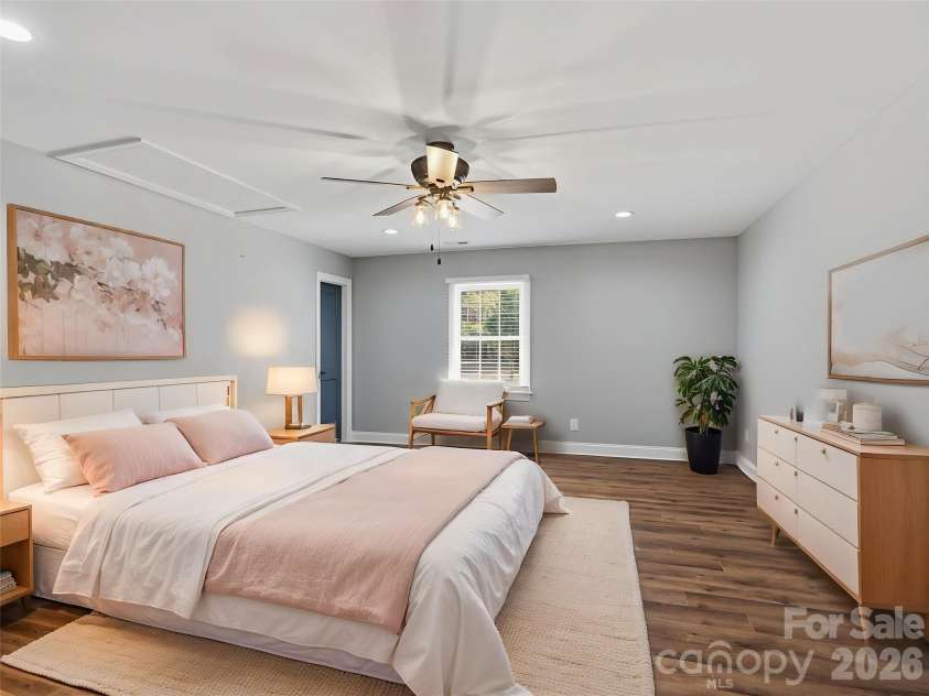 330 Skyview Drive, Catawba, SC 29704.  MLS# CAR4353532, YatesRealty ID 24122. 