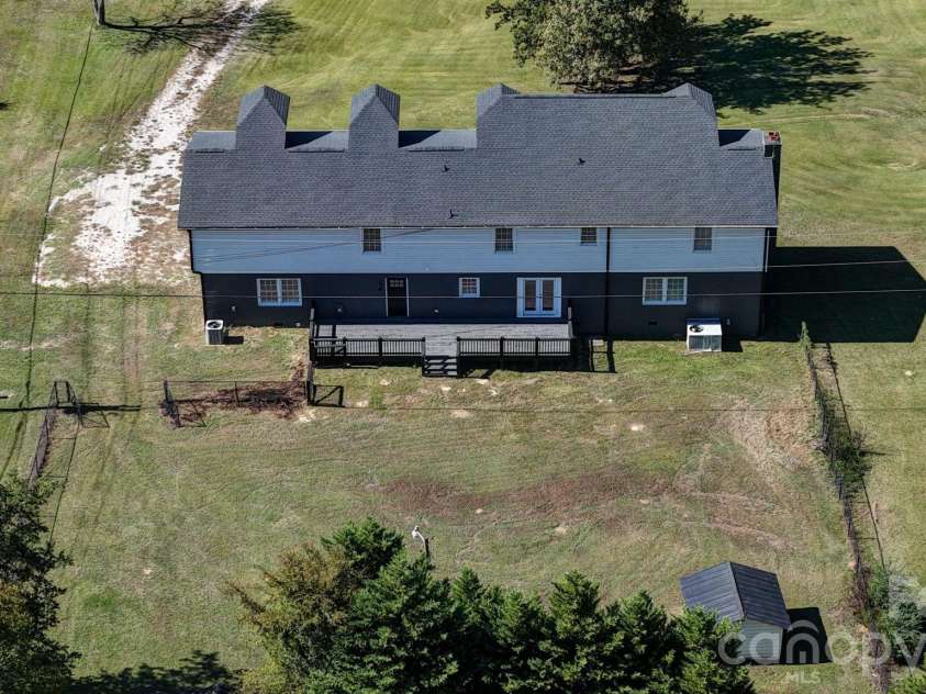 330 Skyview Drive, Catawba, SC 29704.  MLS# CAR4434596, YatesRealty ID 24122. 