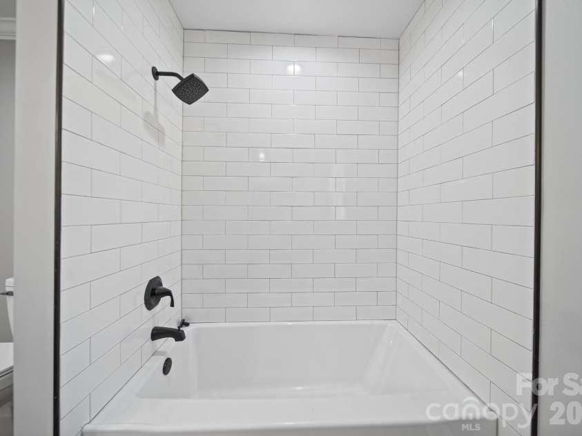 330 Skyview Drive, Catawba, SC 29704.  MLS# CAR4434596, YatesRealty ID 24122. 