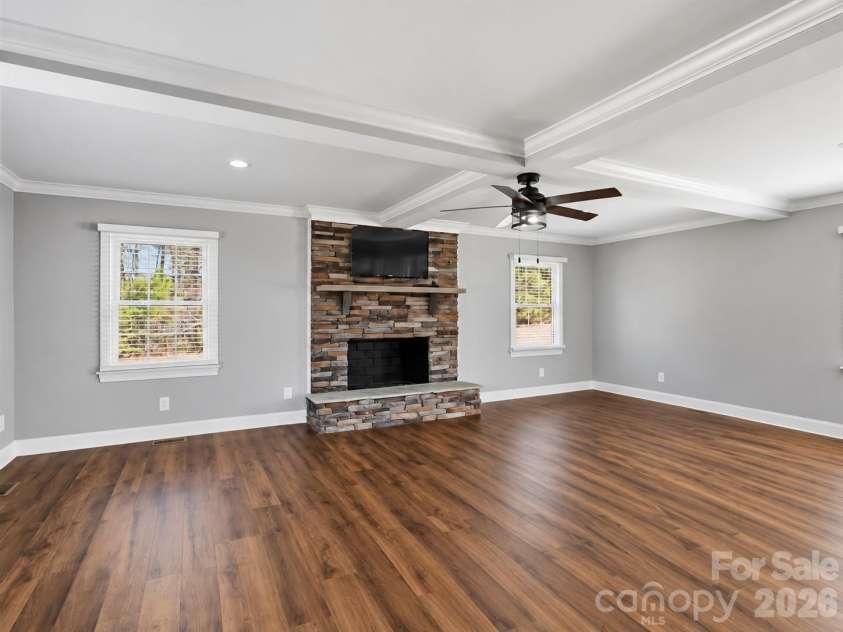 330 Skyview Drive, Catawba, SC 29704.  MLS# CAR4434596, YatesRealty ID 24122. 