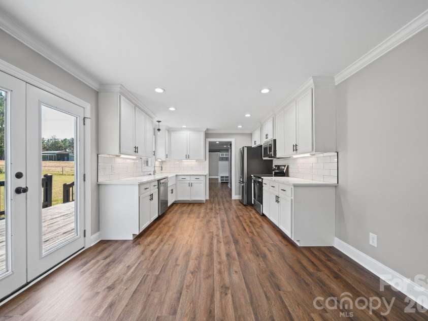 330 Skyview Drive, Catawba, SC 29704.  MLS# CAR4434596, YatesRealty ID 24122. 