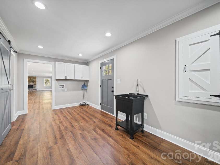 330 Skyview Drive, Catawba, SC 29704.  MLS# CAR4434596, YatesRealty ID 24122. 