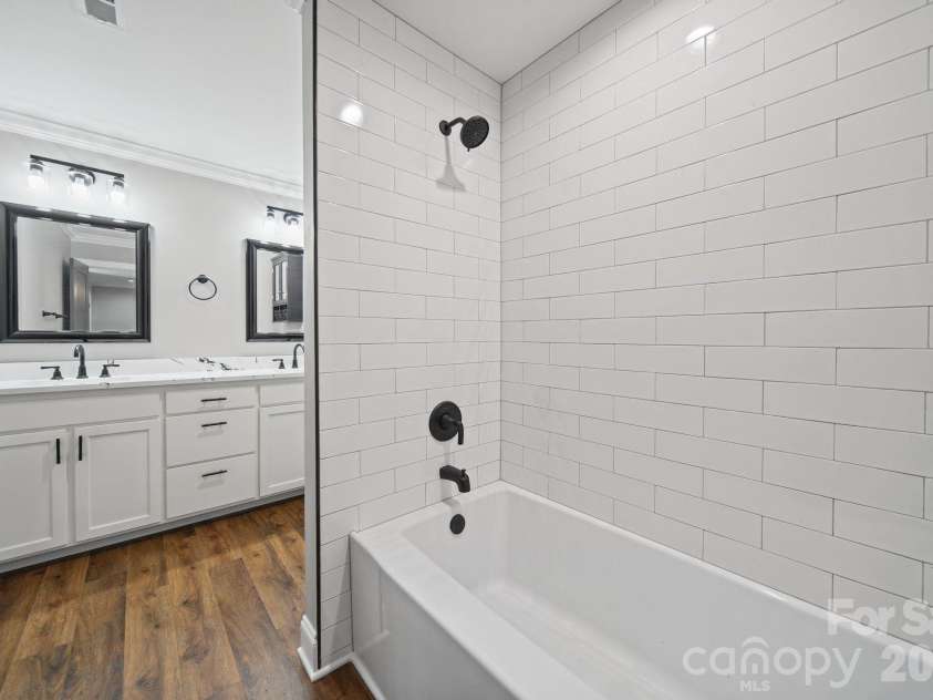 330 Skyview Drive, Catawba, SC 29704.  MLS# CAR4434596, YatesRealty ID 24122. 