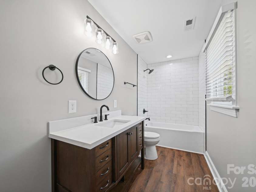 330 Skyview Drive, Catawba, SC 29704.  MLS# CAR4434596, YatesRealty ID 24122. 