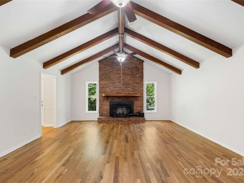 1556 Stanley Lucia Road, Mount Holly, NC 28120.  MLS# CAR4273688, YatesRealty ID 24123. Living Room