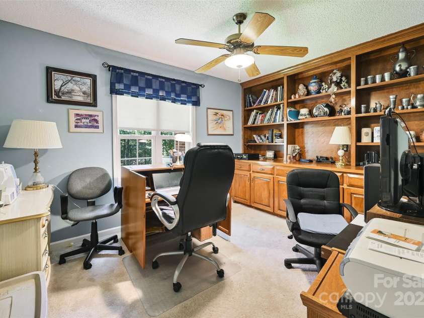 209 Camellia Way, Hendersonville, NC 28739.  MLS# CAR4278107, YatesRealty ID 24124. 