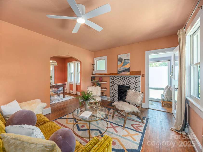 275 Richland Street, Waynesville, NC 28786.  MLS# CAR4277674, YatesRealty ID 24125. 