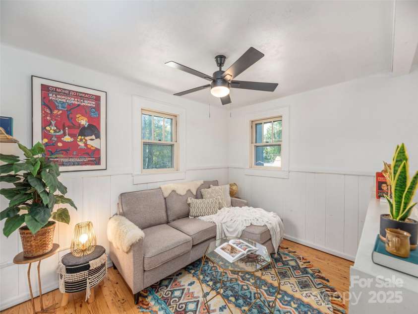 275 Richland Street, Waynesville, NC 28786.  MLS# CAR4277674, YatesRealty ID 24125. 