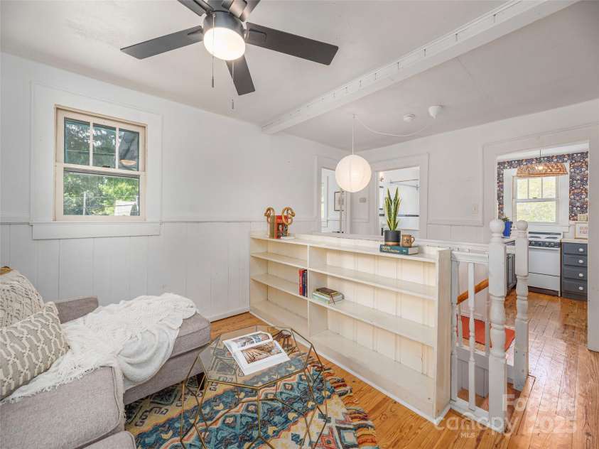 275 Richland Street, Waynesville, NC 28786.  MLS# CAR4277674, YatesRealty ID 24125. 