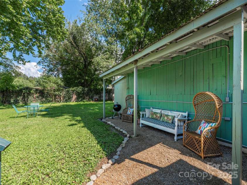 275 Richland Street, Waynesville, NC 28786.  MLS# CAR4277674, YatesRealty ID 24125. 