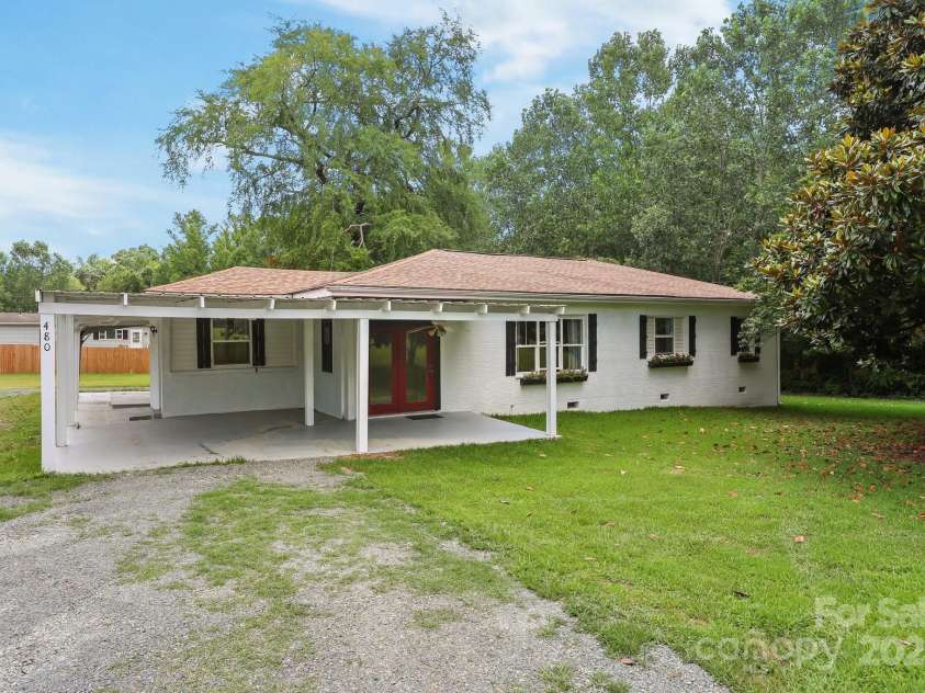 1040 Beckham Road, Salisbury, NC 28147.  MLS# CAR4278024, YatesRealty ID 24126. 