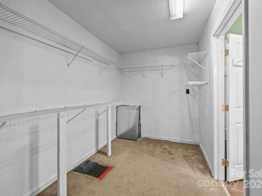 1040 Beckham Road, Salisbury, NC 28147.  MLS# CAR4278024, YatesRealty ID 24126. 