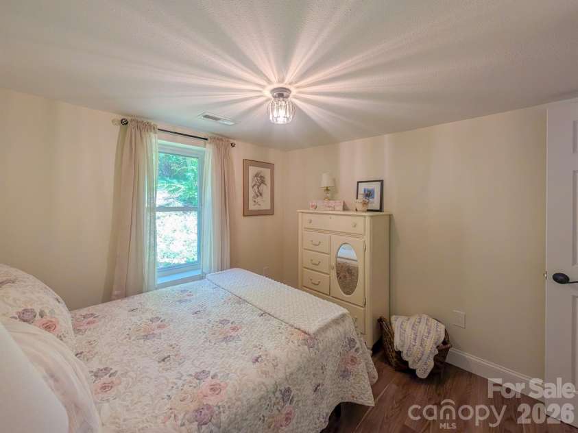 314 Byrd Creek Road, Green Mountain, NC 28740.  MLS# CAR4375013, YatesRealty ID 24126. 