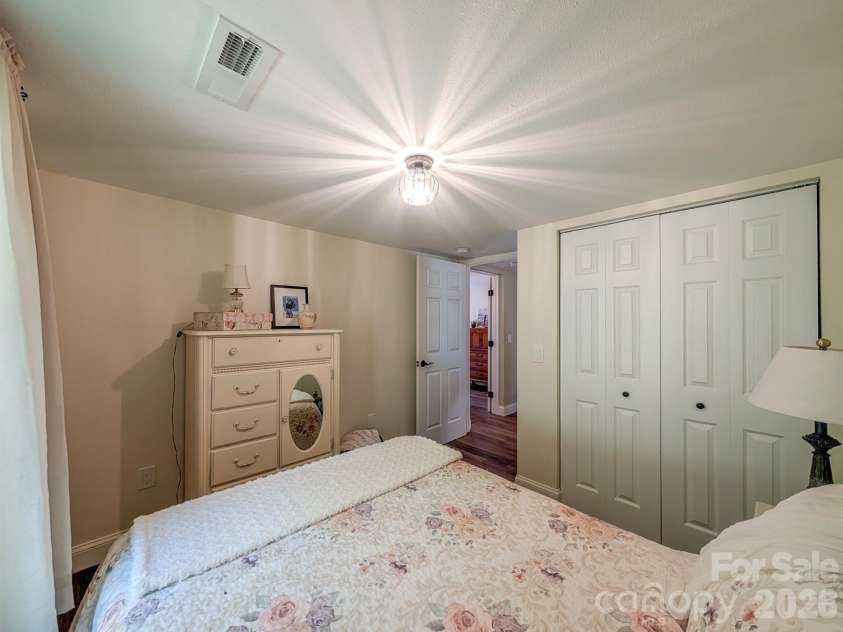 314 Byrd Creek Road, Green Mountain, NC 28740.  MLS# CAR4375013, YatesRealty ID 24126. 