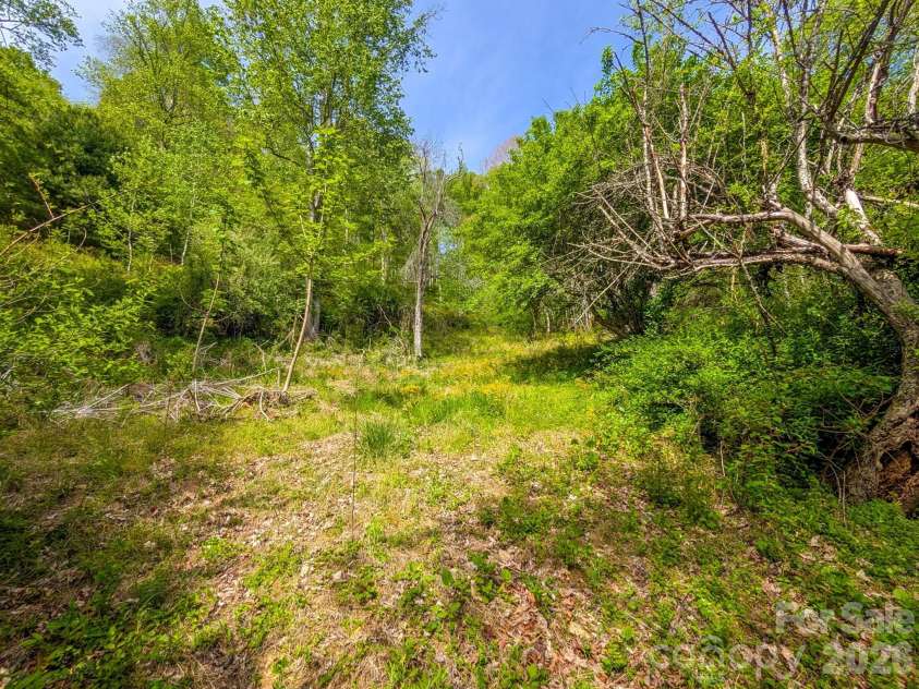 314 Byrd Creek Road, Green Mountain, NC 28740.  MLS# CAR4375013, YatesRealty ID 24126. 