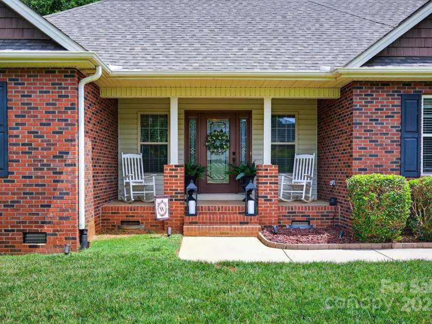 210 Cool Side Drive, Salisbury, NC 28146.  MLS# CAR4277633, YatesRealty ID 24127. 