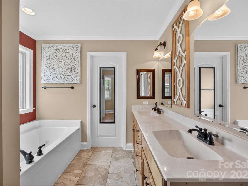 210 Cool Side Drive, Salisbury, NC 28146.  MLS# CAR4277633, YatesRealty ID 24127. 