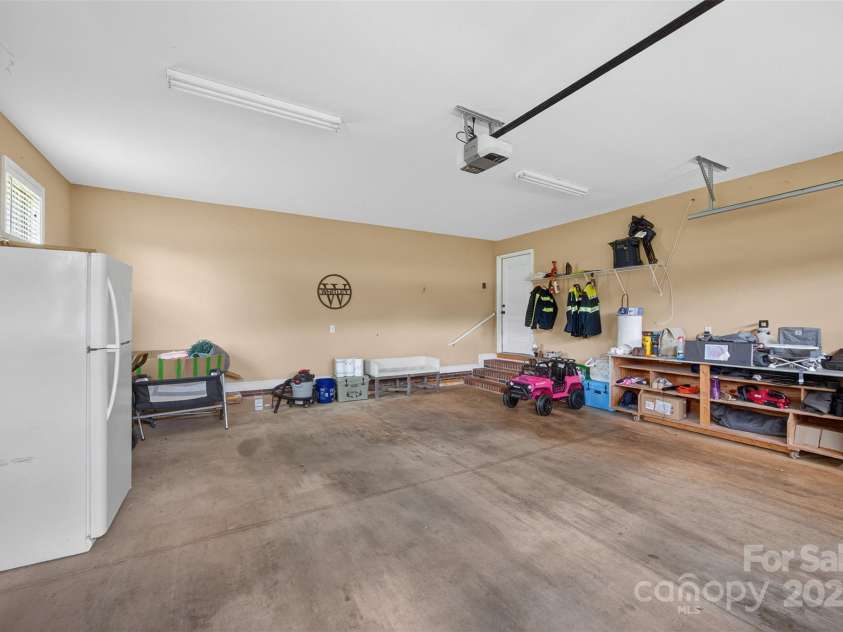 210 Cool Side Drive, Salisbury, NC 28146.  MLS# CAR4277633, YatesRealty ID 24127. 