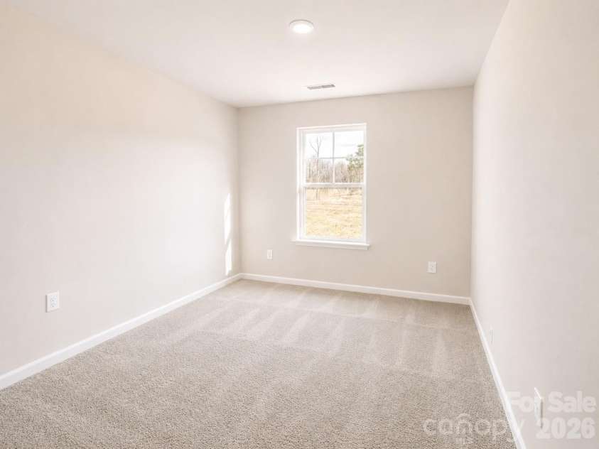 4729 Muskogee Drive, Charlotte, NC 28227.  MLS# CAR4396226, YatesRealty ID 24127. 