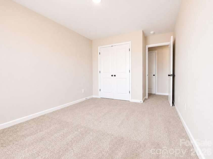 4729 Muskogee Drive, Charlotte, NC 28227.  MLS# CAR4396226, YatesRealty ID 24127. 