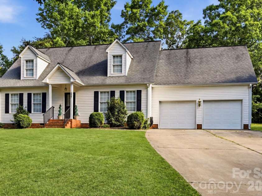 327 Sherry Street, Rutherfordton, NC 28139.  MLS# CAR4382639, YatesRealty ID 24128. 