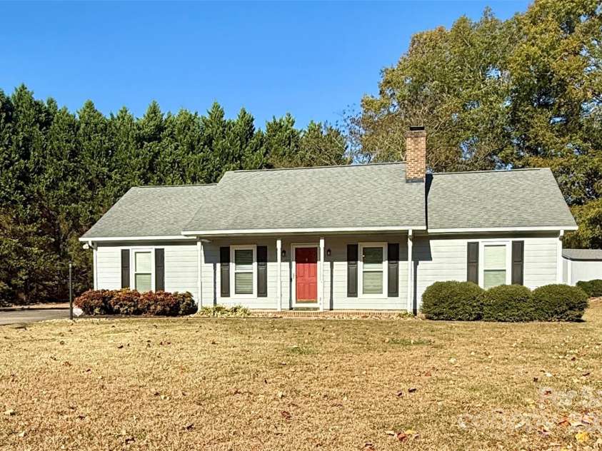 2238 Swain Court, Gastonia, NC 28054.  MLS# CAR4320204, YatesRealty ID 2413. Schedule your showing today!