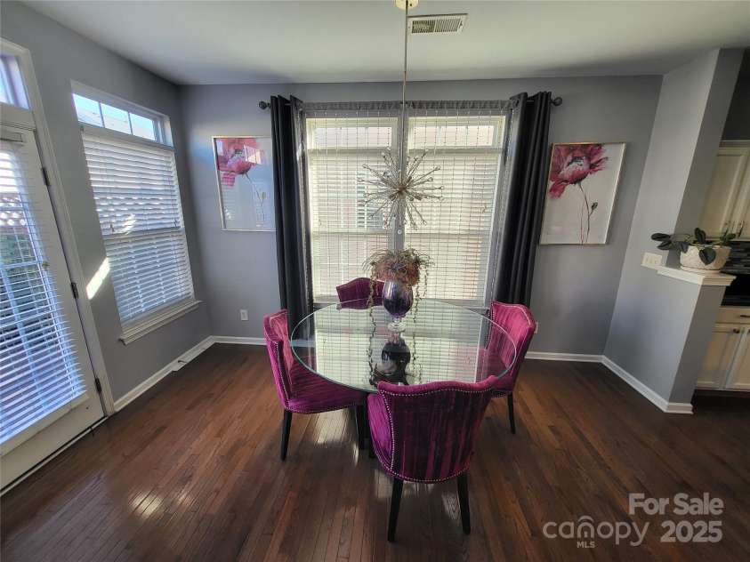 9323 Lenox Pointe Drive, Charlotte, NC 28273.  MLS# CAR4210619, YatesRealty ID 2413. Dining Area