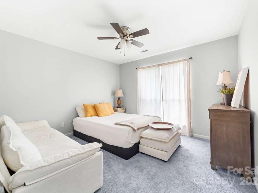 6808 Arroyo Drive, Charlotte, NC 28227.  MLS# CAR4276708, YatesRealty ID 24130. 