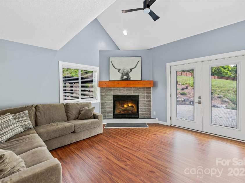 344 Hemlock Springs Trail, Weaverville, NC 28787.  MLS# CAR4271201, YatesRealty ID 24133. 