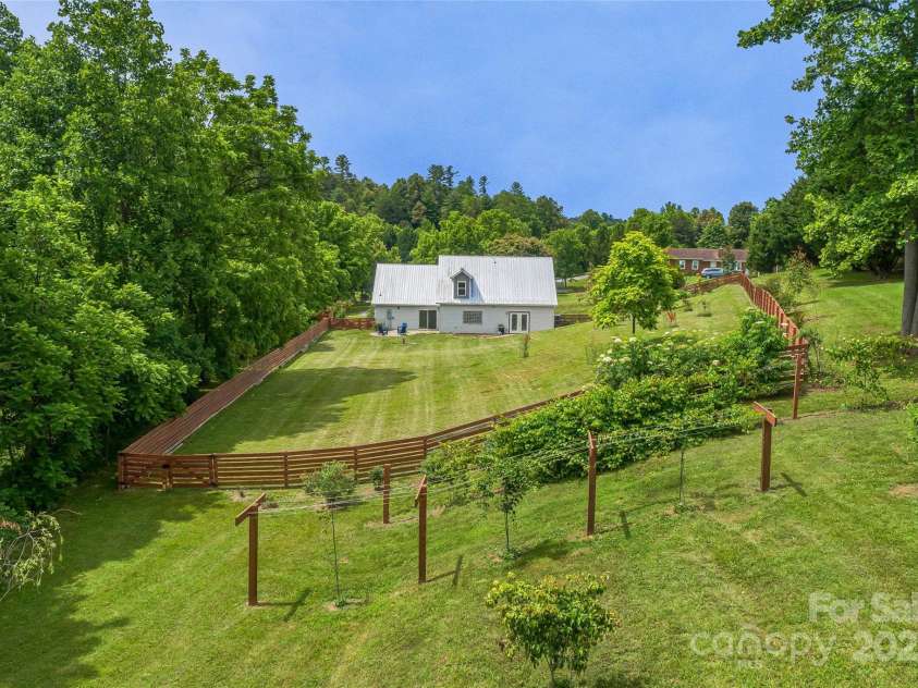 344 Hemlock Springs Trail, Weaverville, NC 28787.  MLS# CAR4271201, YatesRealty ID 24133. 