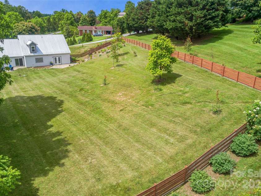 344 Hemlock Springs Trail, Weaverville, NC 28787.  MLS# CAR4271201, YatesRealty ID 24133. 