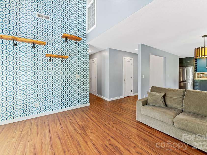 344 Hemlock Springs Trail, Weaverville, NC 28787.  MLS# CAR4271201, YatesRealty ID 24133. Vaulted light with designer details ready for you!