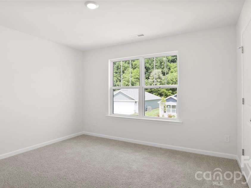 76 Creekwalk Lane, Waynesville, NC 28785.  MLS# CAR4339935, YatesRealty ID 24133. 