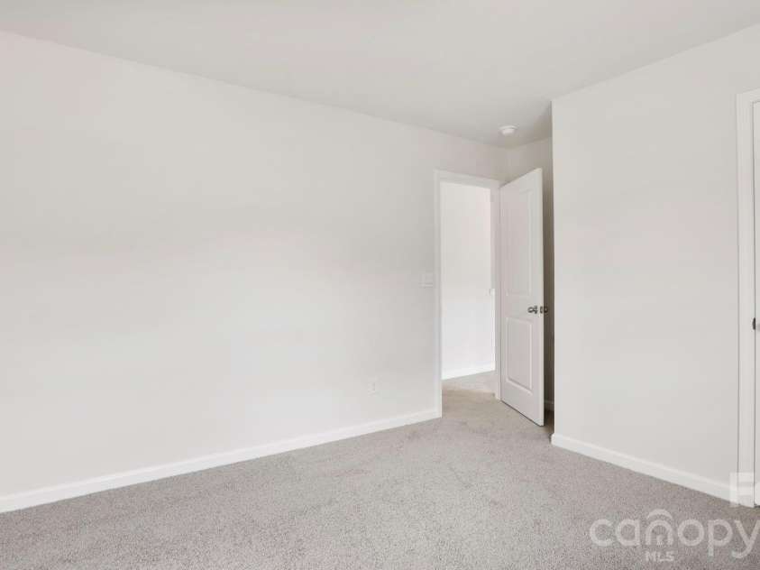 76 Creekwalk Lane, Waynesville, NC 28785.  MLS# CAR4339935, YatesRealty ID 24133. 
