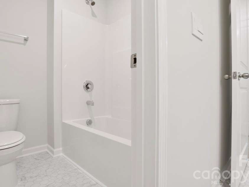 76 Creekwalk Lane, Waynesville, NC 28785.  MLS# CAR4339935, YatesRealty ID 24133. 