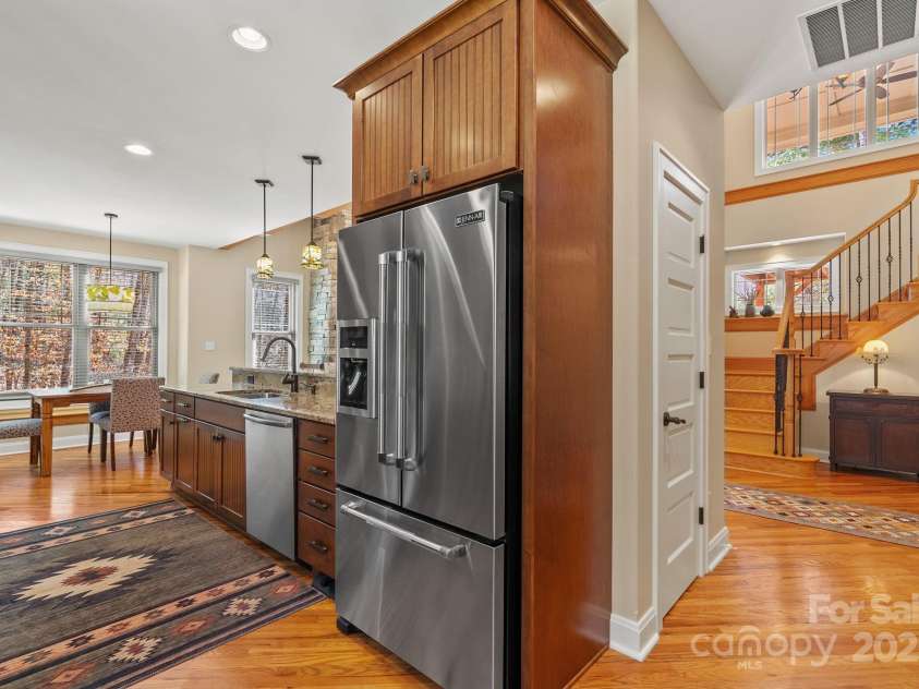 39 Hawks Pointe Lane, Weaverville, NC 28787.  MLS# CAR4228762, YatesRealty ID 24134. 