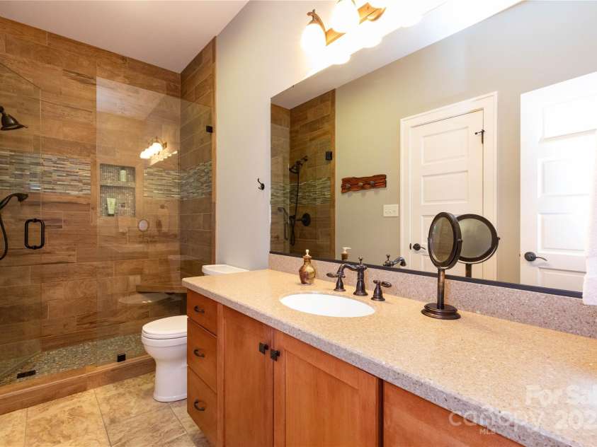 39 Hawks Pointe Lane, Weaverville, NC 28787.  MLS# CAR4228762, YatesRealty ID 24134. Full bath on the upper level