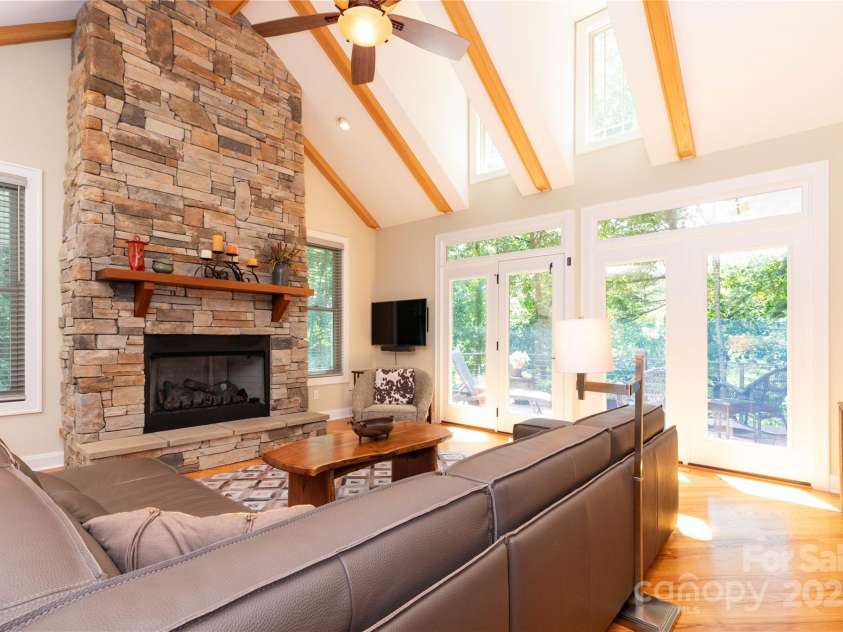 39 Hawks Pointe Lane, Weaverville, NC 28787.  MLS# CAR4228762, YatesRealty ID 24134. Impressive fireplace
