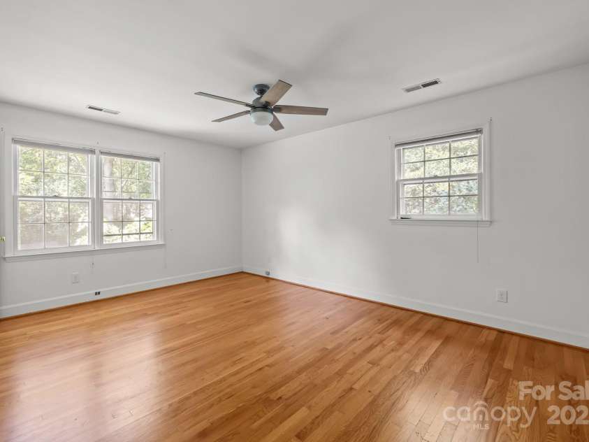 3520 Rea Road, Charlotte, NC 28226.  MLS# CAR4274479, YatesRealty ID 24135. 