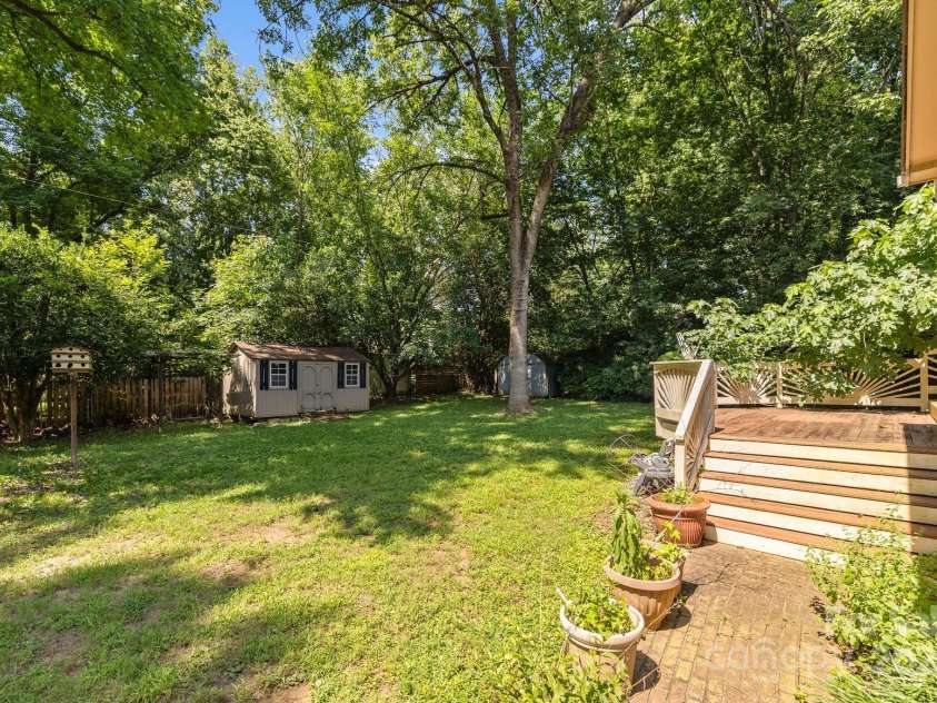 3520 Rea Road, Charlotte, NC 28226.  MLS# CAR4274479, YatesRealty ID 24135. 