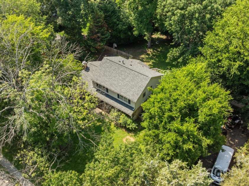 3520 Rea Road, Charlotte, NC 28226.  MLS# CAR4274479, YatesRealty ID 24135. 