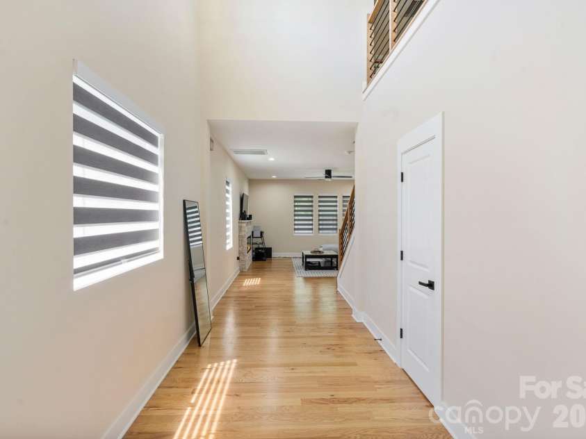 8925 Harrisburg Road, Charlotte, NC 28215.  MLS# CAR4380579, YatesRealty ID 24137. 